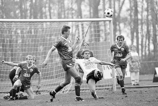 Kamp om bollen