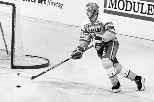 Anders Eldebrink, Sverige med pucken