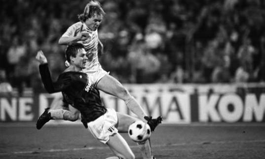 Sven Dahlkvist, AIK och Lasse Larsson, Malmö