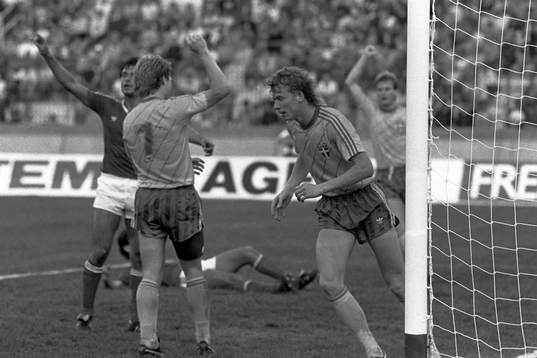 Bläddra bland fler bilder av Fotboll, EM-Kval, Malta - Sverige, 0-5