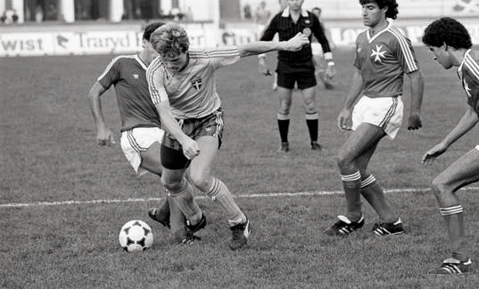 Leif Engqvist, Sverige