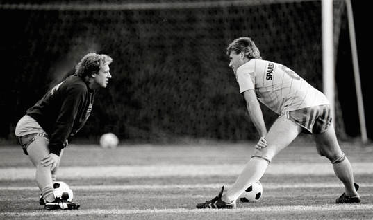 Robert Prytz och Glenn Hysén, Sverige