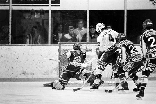 Bläddra bland fler bilder av Ishockey, Modo - Färjestad, 4-7