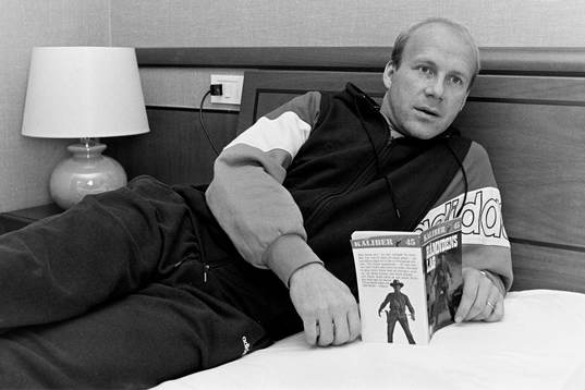 Tord Holmgren, Göteborg med en bok