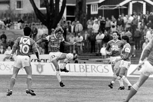 Bläddra bland fler bilder av Fotboll, Allsvenskan, Halmstad - Brage, 4-0
