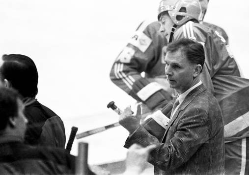 Viktor Tichonov, förbundskapten