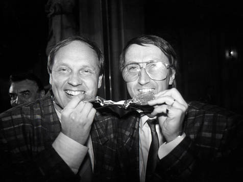 Tommy Sandlin, förbubdskaptenoch Curt Lindström biter i