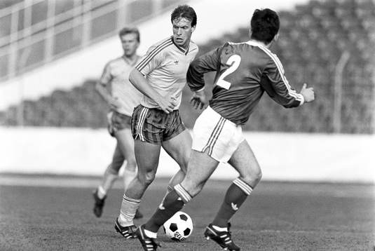 Peter Truedsson, Sverige med bollen