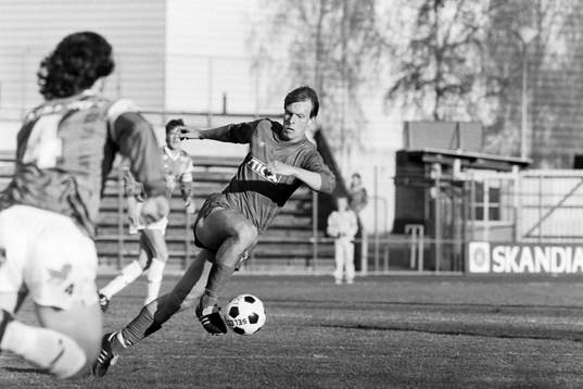 Peter Truedsson, Öster med bollen