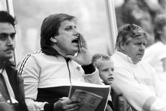 Tommy Söderberg, tränare i Djurgården och dagens knatte