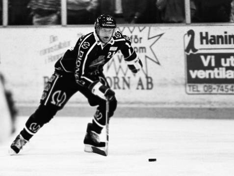 Bläddra bland fler bilder av Ishockey, träningsmatch, AIK - Södertälje