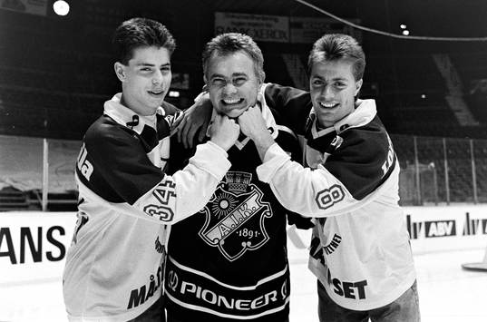 Lars-Gunnar Jansson, tränare i AIK med sönerna Stefan och