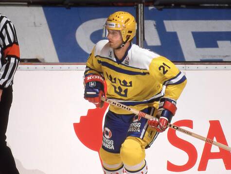 Lars-Gunnar Pettersson of the Swedish national ice hockey