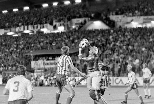 Peter Schmeichel, målvakt i Bröndby