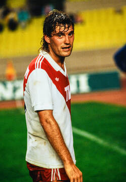 Glenn Hoddle (1987)