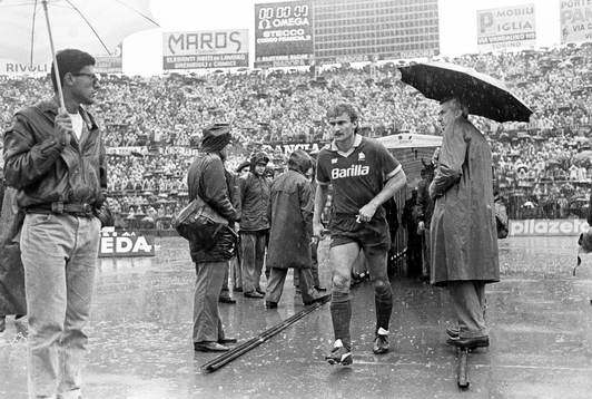 Rudi Völler, Roma på väg in på planen