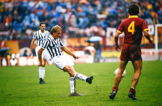 Massimo Bonini of Juventus (1987)