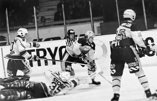 Arto Blomsten, Djurgården oroar leksands målvakt Peter