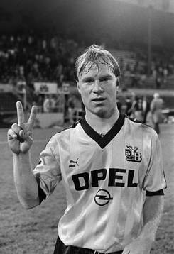 Hasse Holmqvist, Young Boys