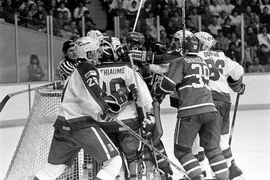 Bläddra bland fler bilder av Ishockey, NHL, Winnipeg - Montreal