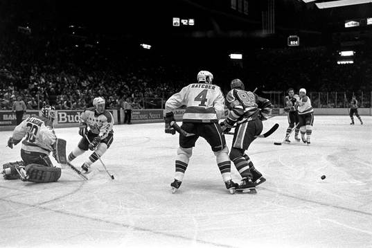 Kevin Hatcher, Washington och Wayne Gretzky, Edmonton