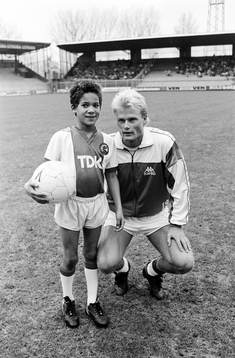 Peter Larsson, Ajax med en ung supporter