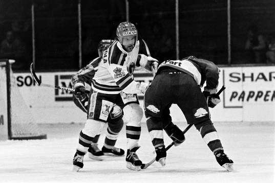 Jerry Persson, Tyringe i kamp om pucken med en malmöspelare