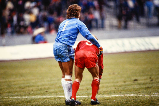 Kölns Harald Schumacher and Stuttgarts Dan Corneliusson