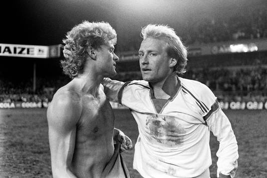 Håkan Lindman, Anderlecht och Mats Magnusson, Benfica