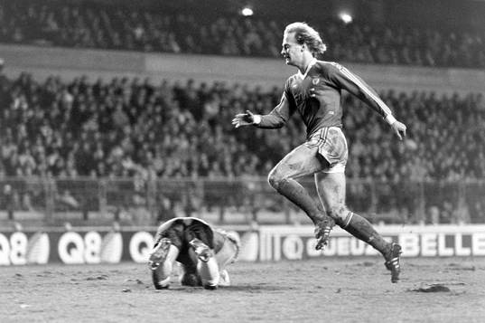 Mats Magnusson, Benfica