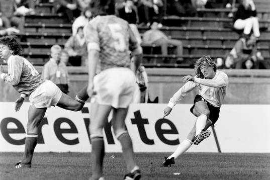 Claudio Caniggia, Argentina
