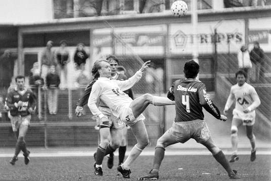 Lars Larsson, Malmö i kamp om bollen