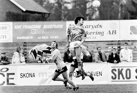 Kurt-Arne Bergstrand, Markaryd nickar undan bollen