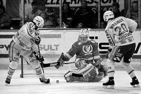 Peter Lindmark, målvakt i Färjestad