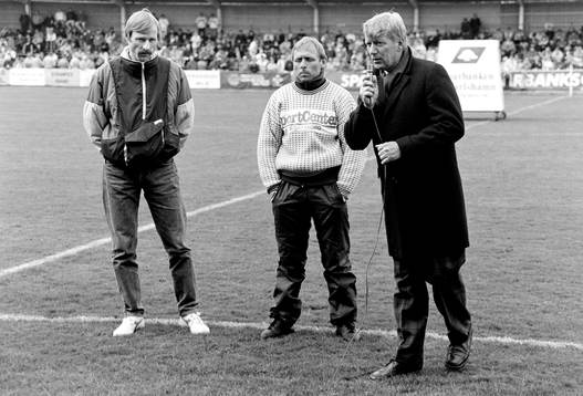 Rolf-Inge Andersson Sven-Bertil Andersson tackades av innan
