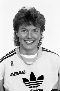 Lena Videkull, Sverige