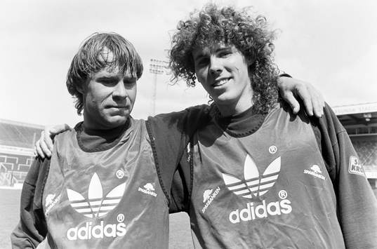 Hans Holmqvist och Hans Eskilsson, Sverige