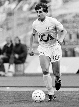 Deval Eminovski, Malmö med bollen