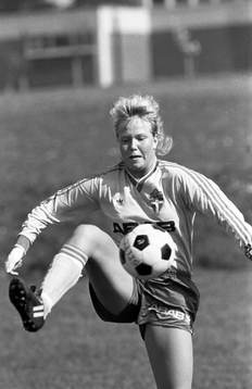 Gunilla Axén