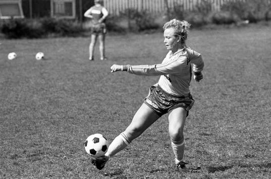 Gunilla Axén