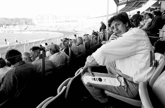 Roy Hodgson tränare i Malmö på läktaren