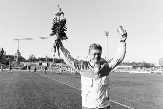 Gunnar Bengtsson, Skånska Dagbladet med en pokal