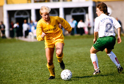Öxabäcks Anneli Andélen mot Hammarbys Charlotta Aginger