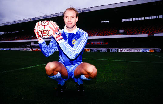 Thomas Ravelli. Football, Sweden National Team 1988: