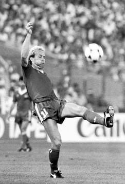 §880525 Fotboll, Europacupen, final, PSV Eindhoven -