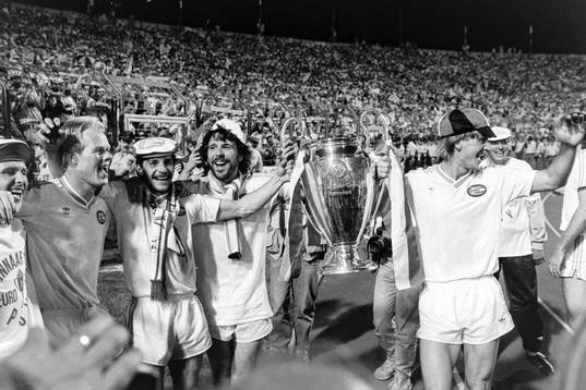 §880525 Fotboll, Europacupen, final, PSV Eindhoven -