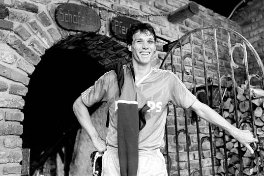 Marco van Basten på stan