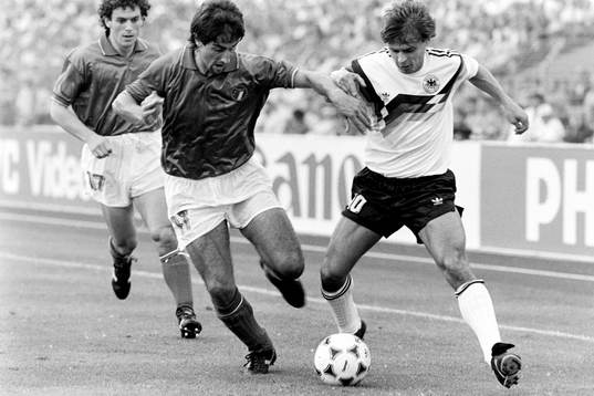 Fernando de Napoli, Italien och Olaf Thon, Västtyskland