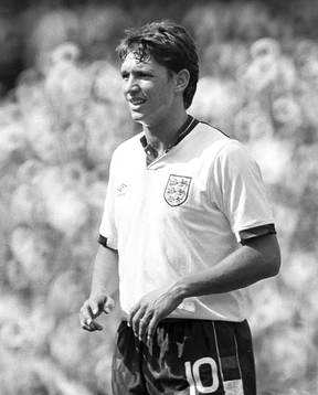 Bläddra bland fler bilder av Fotboll, EM, England - Sovjet, 1-3