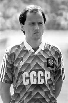Igor Belanow, Sovjet